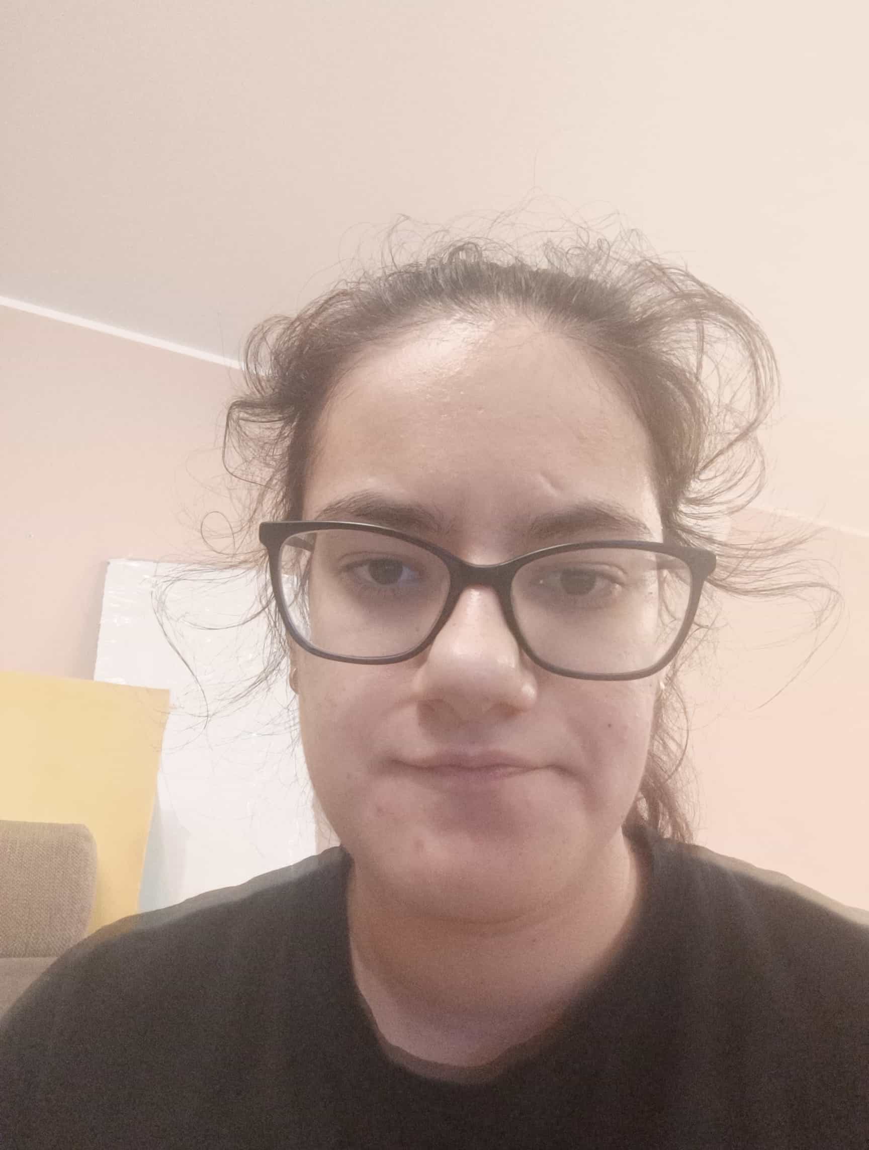 Челна снимка на услуга Еврейски, гръцки и народни танци